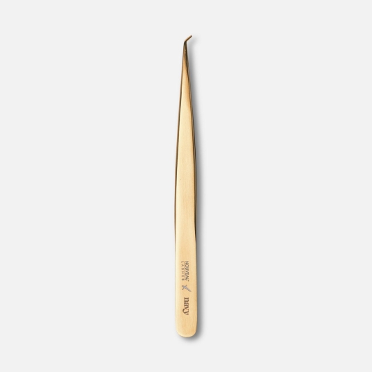 Nouveau Lashes x Navy Sandra Detail Tweezers Nouveau Lashes